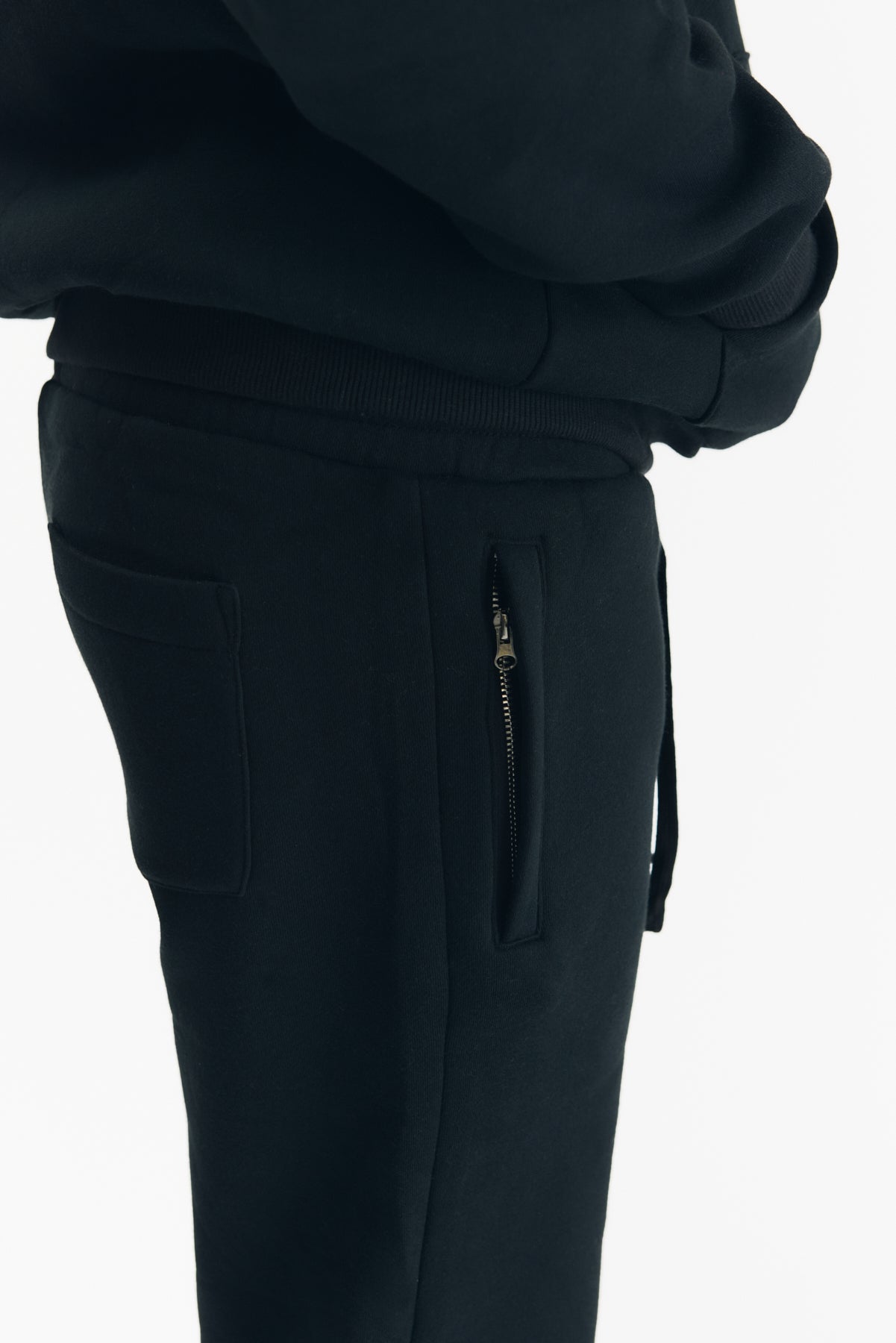 CLOVER SWEATPANTS [BLACK]